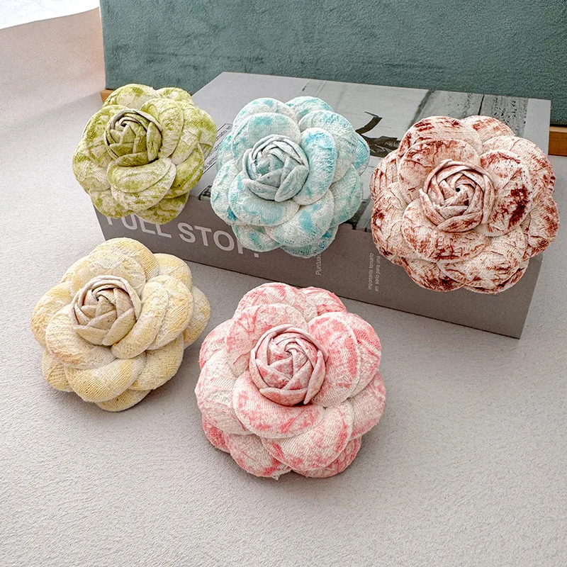Luxuriöse Stoffblumen-Brosche für Damen Elegante Anstecknadeln Hochwertige Handgefertigte Korsage Modeschmuck Accessoires Geschenke