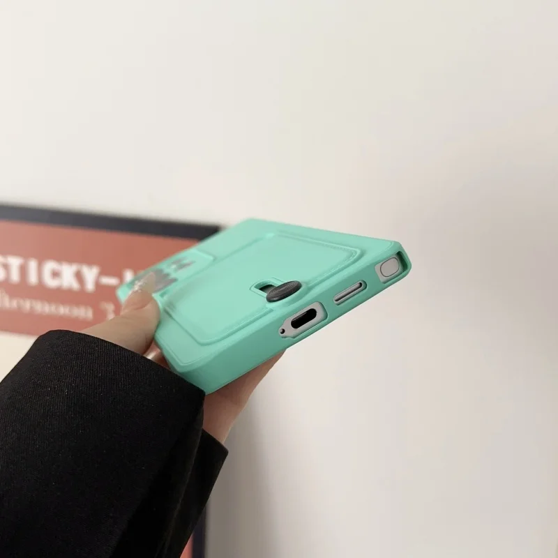 حافظة جيب للبطاقات من السيليكون السائل لهاتف سامسونج جالاكسي S25 S24 S23 S22 S21 Ultra Plus S24FE غطاء خلفي مقاوم للصدمات