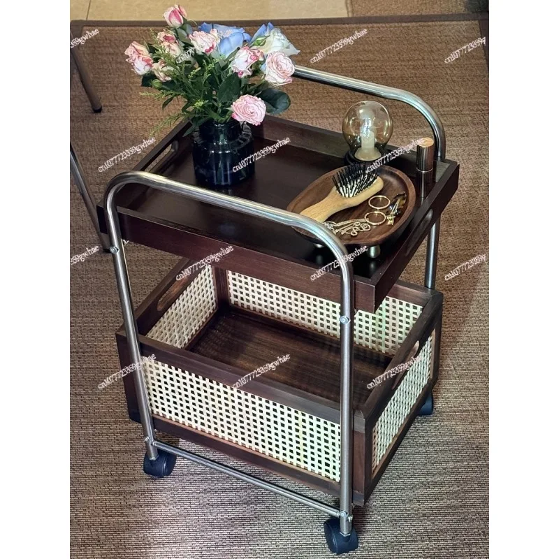 

Передвижная сторона из массива дерева, несколько мест для хранения, средневековая маленькая толчок