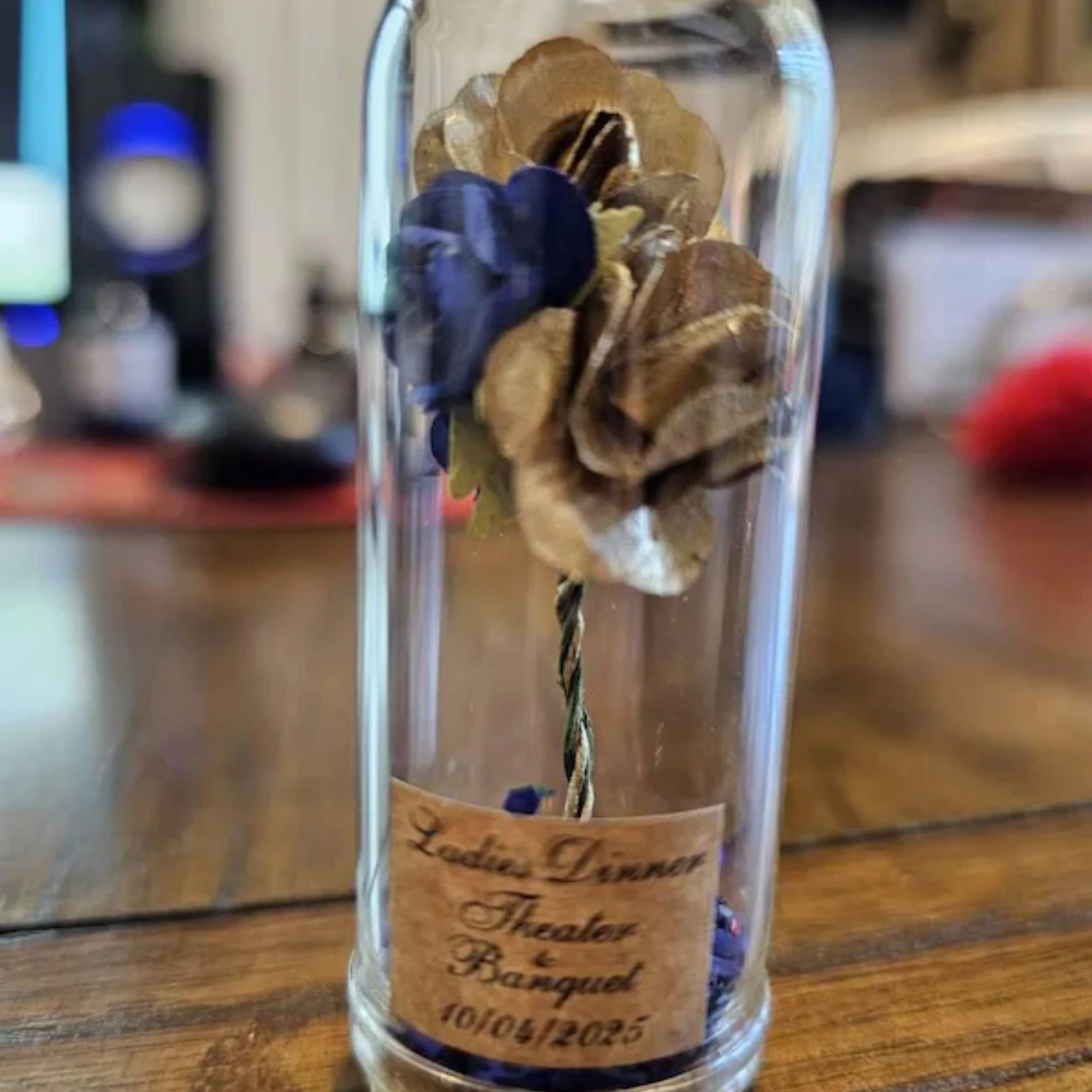 10 pcs Wedding favors for guests, Party Custom, Personalized Engagement Favors, Glass dome, Cloche dome, Beauty and the Beast,