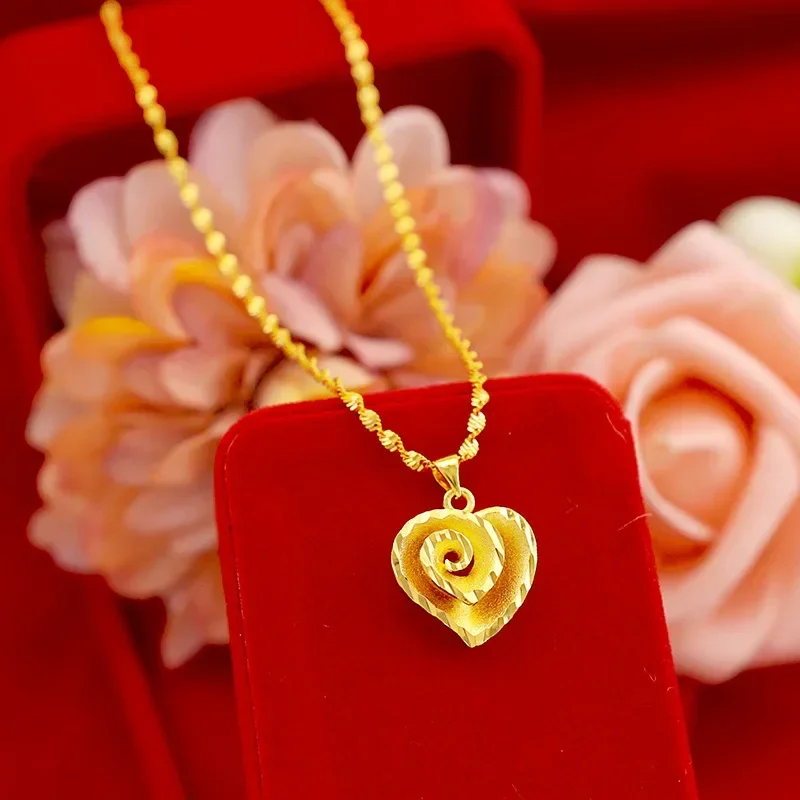 

9999 Real Gold 24K Japanese and Korean Fashion Real Gold Love Pendant Peach Heart Necklace Ladies