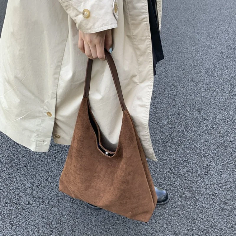 

Classic And Popular Tote Bags For Women, Leather Messenger Handbag, Elegant Crossbody Bag From Luxury Brand