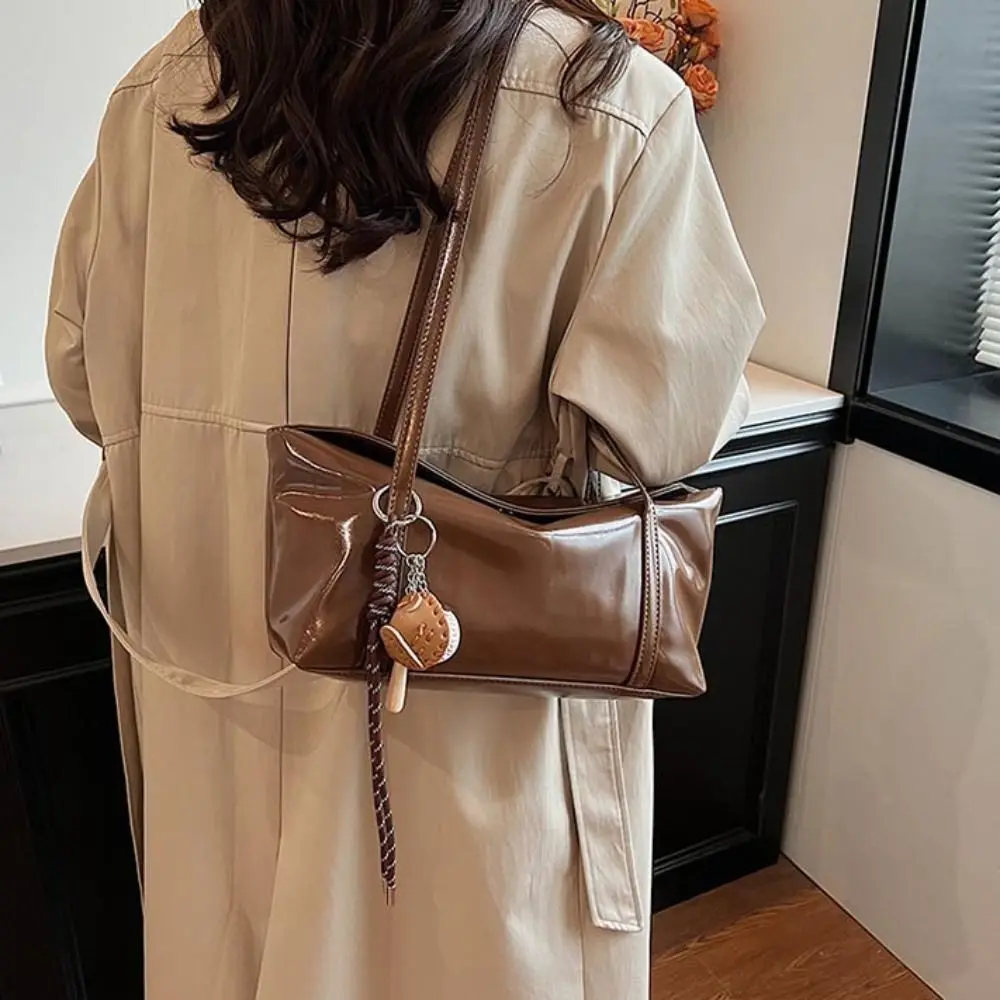 

Korean Style Boston Pillow Bag with Pendant Minority Design Retro Underarm Bag Solid Color Commuting Vintage Shoulder Bag