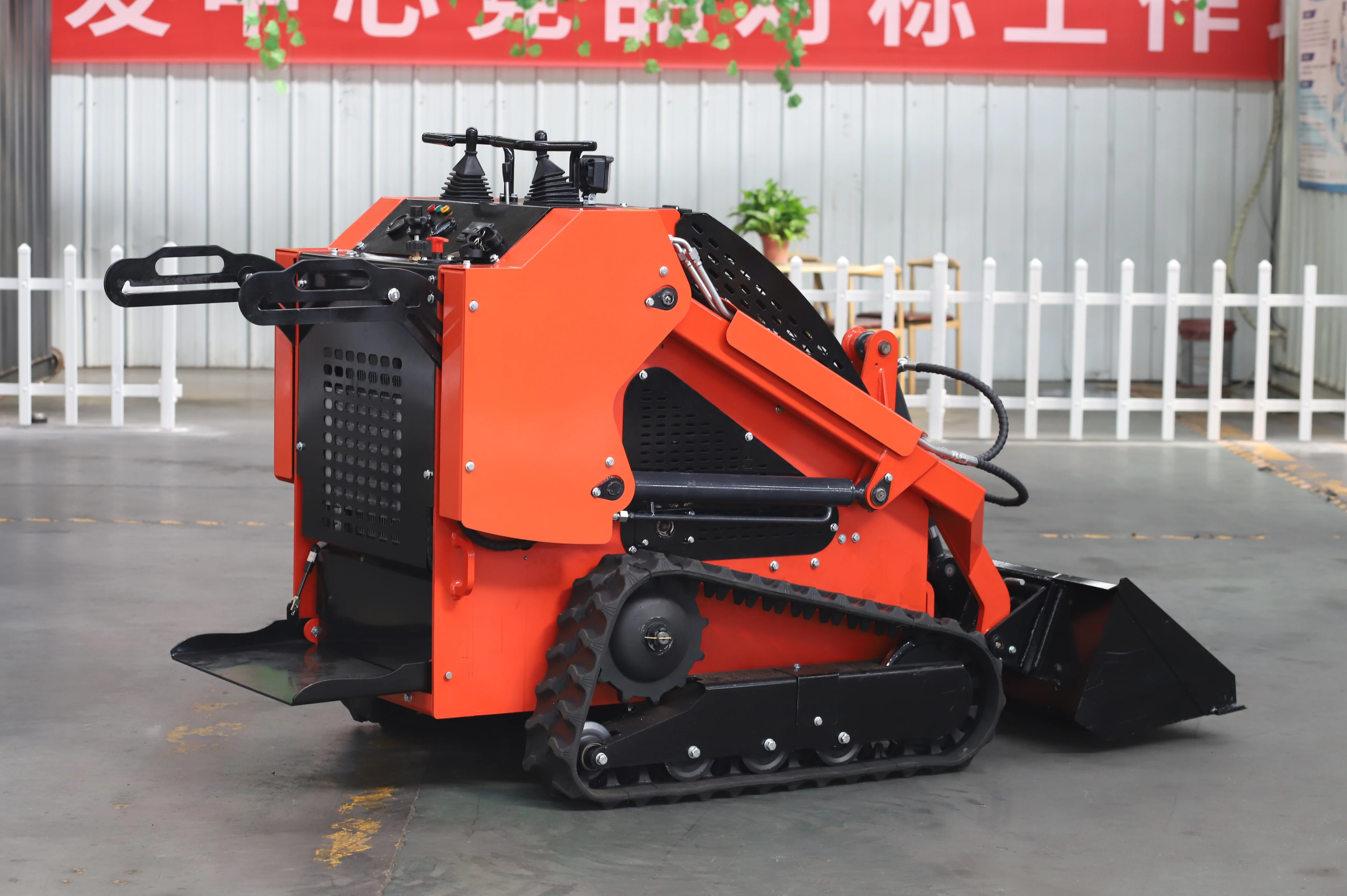 Wheel Skid Steer Loader Free Shipping Customized 800KG mini loader skid steer track loader for sale CE EPA     Fast delivery