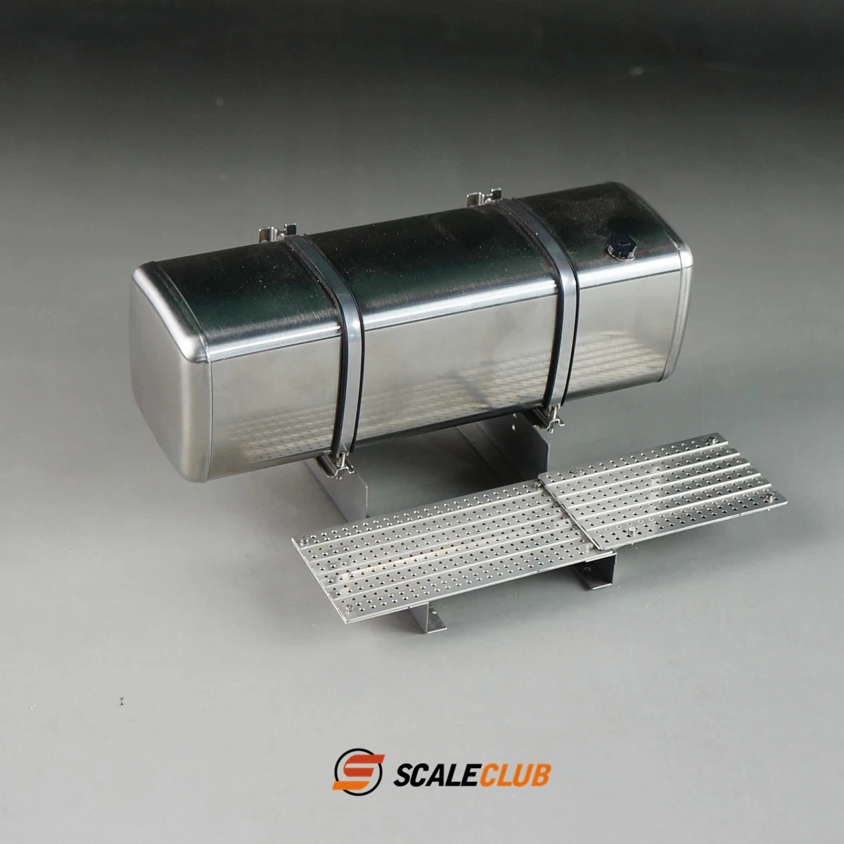 

Scaleclub Model For Tamiya 1/14 Tractor Fuel Tank Work Pedal Platform Battery Storage For Tamiya Lesu For Scania Man Volvo