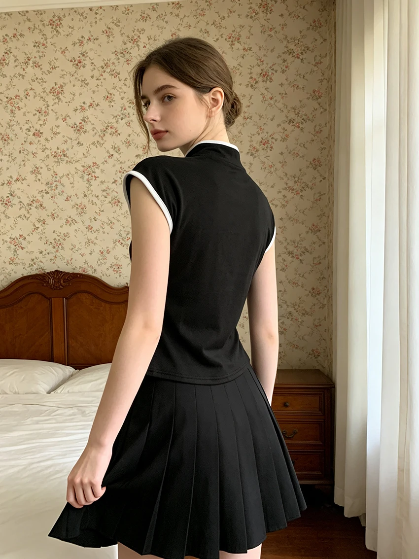 Retro Chinese Style Ladies Mandarin Collar Sleeveless Top Frog Knot Contrast Trim Slim Fit Cropped Qipao Casual Daily Blouse