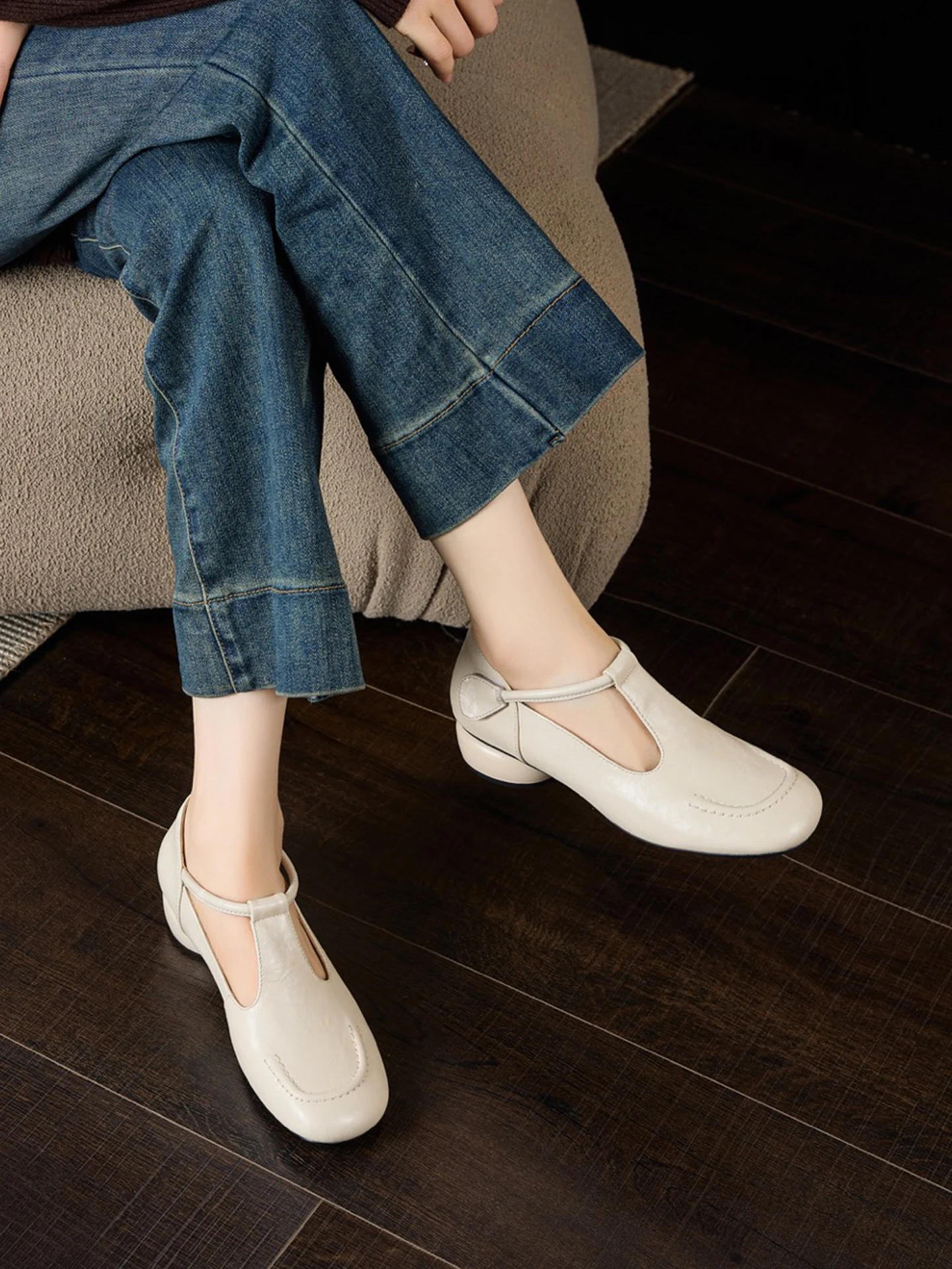 2026-new-women's-low-heel-soft-leather-comfortable-autumn-style-single-shoes-breathable-round-toe-flat-bottom-fashionable