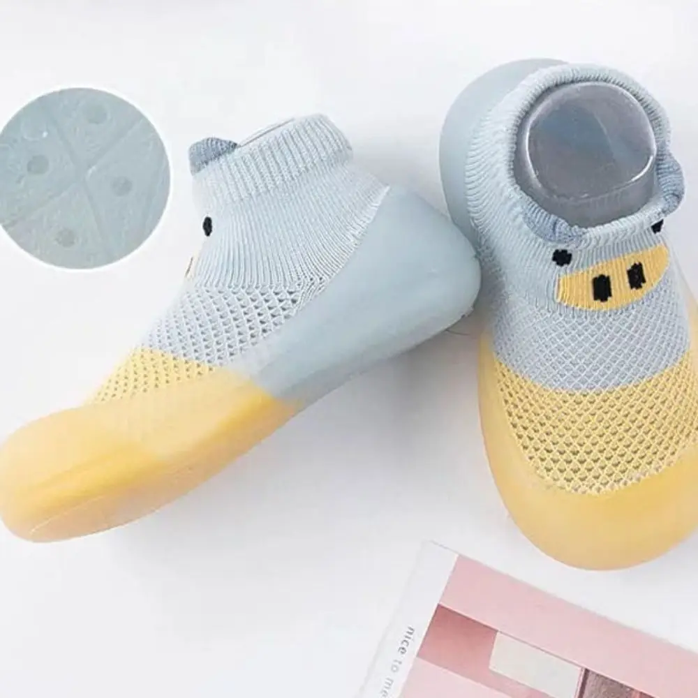 Cute Non Slip Children Todller Shoes Comfortable Lightweight Newborn Toddler Shoes Breathable Cartoon Floor Socks