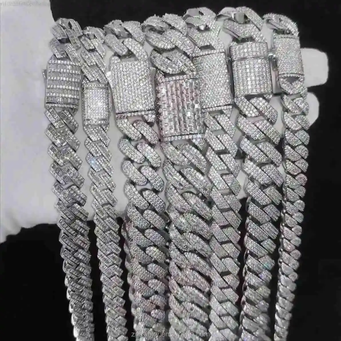 

Miami Cuban Link Hip Hop Moissanite Necklace 8mm 10mm 12mm 15mm VVS 925 Sterling Silver Moissanite Cuban Chain