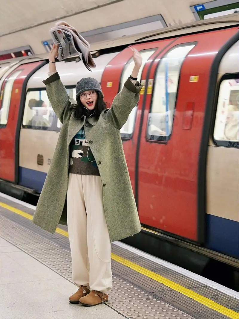 

Vintage Full Wool Tartan Sve Cuff Coat Detective erlo Holmes Augmap Loose Fit Winter Long Lantern Sve Coat