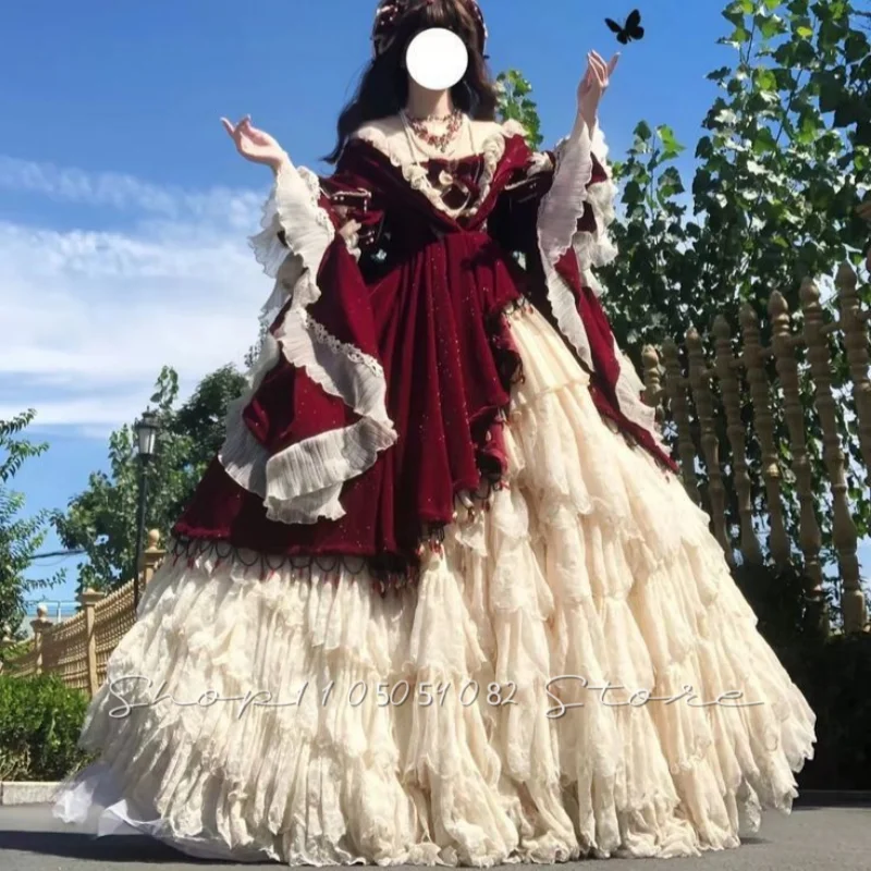 Maßgeschneidertes Burgunderrotes Viktorianisches Abendkleid mit ausgestellten Ärmeln, A-Linie, Lolita-Stil, JSK, mehrlagiger Spitze, 2026 Ballkleider, Geburtstagskleid