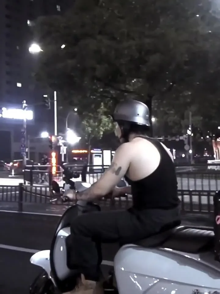 

German-style retro soldier Harley electric bicycle helmet, half helmet for men and women, individual motorcycle helmet