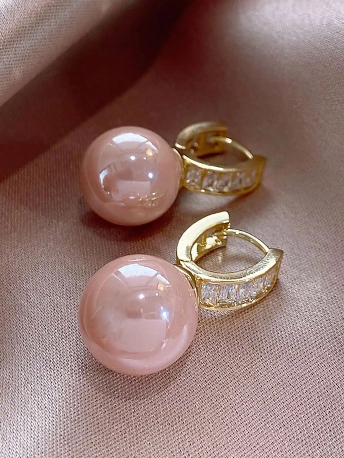 Thumbnail 3 - #20 Latest Hoop Earrings Offers