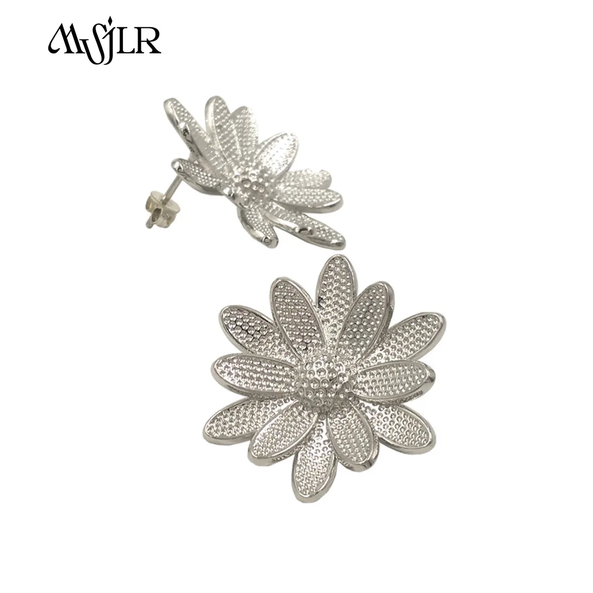 WT-MVE111 WKT Wholesale Beautiful And Fahion Flower Shape Earring With 18k Gold Plated For Women Daily Decoration