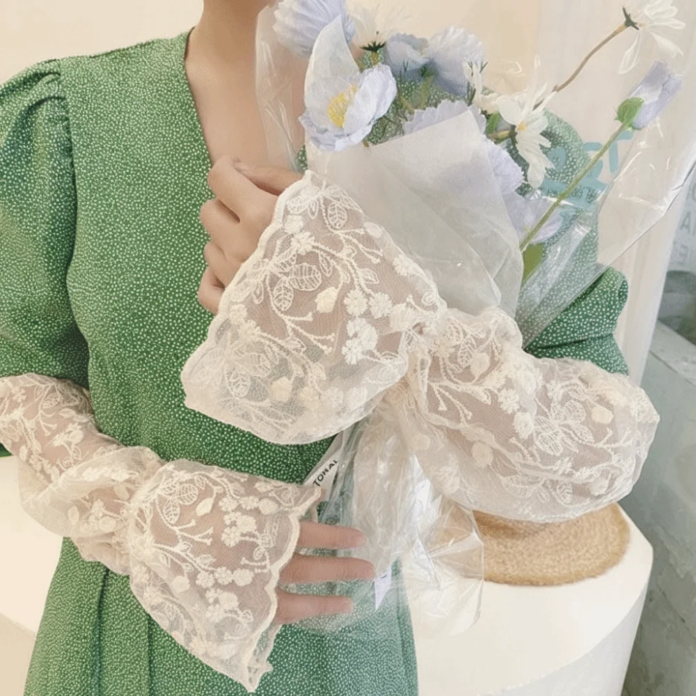 

Simple Elastic Ice Silk Sleeves Hollow Thin Sun Protection Cover Flower Loose Sunscreen Arm Sleeve Women