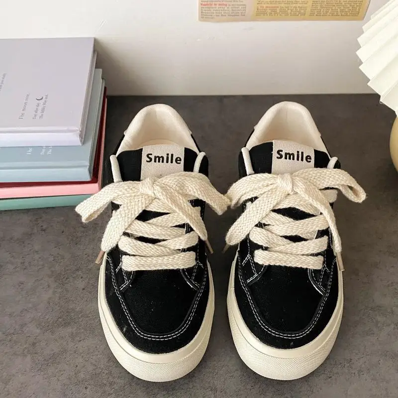 China-Chic-Stil dicke Sohlen Segeltuchs chuhe für Frauen im Frühjahr und Herbst 2023 neue Freizeit-und vielseitige Studenten sportschuhe