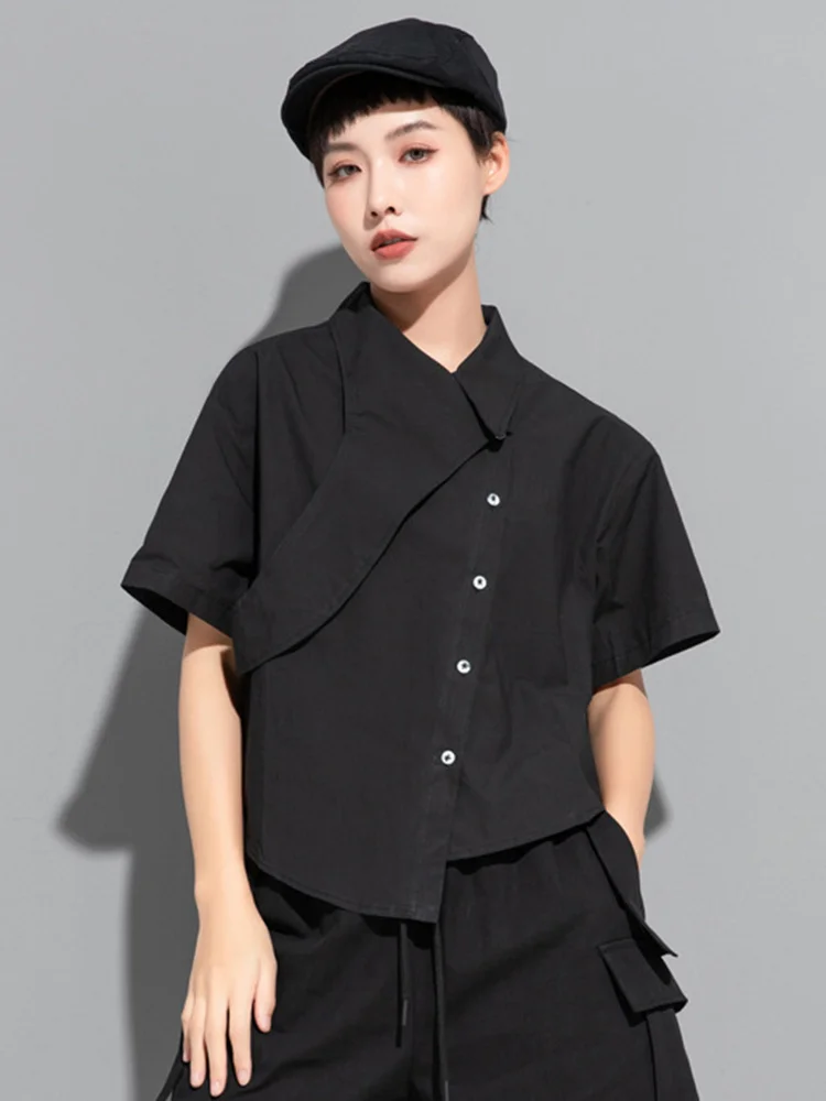 [EAM] Women Black Irregular Big Size Casual Blouse New Lapel Short Sleeve Loose Fit Shirt Fashion Spring Summer 2024 1DE8726