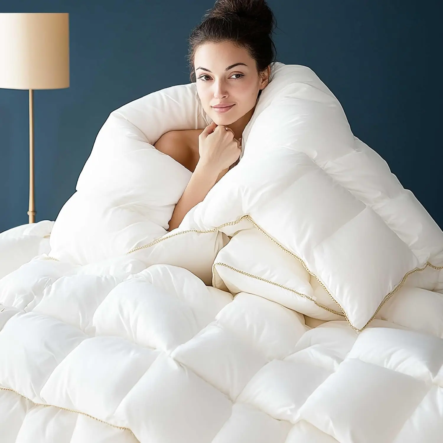 

Goose Feather Down Comforters, Cotton Blend Extra Fluffy White Duvet Insert, Soft, Breathable, All Season Hotel Luxury Comforter