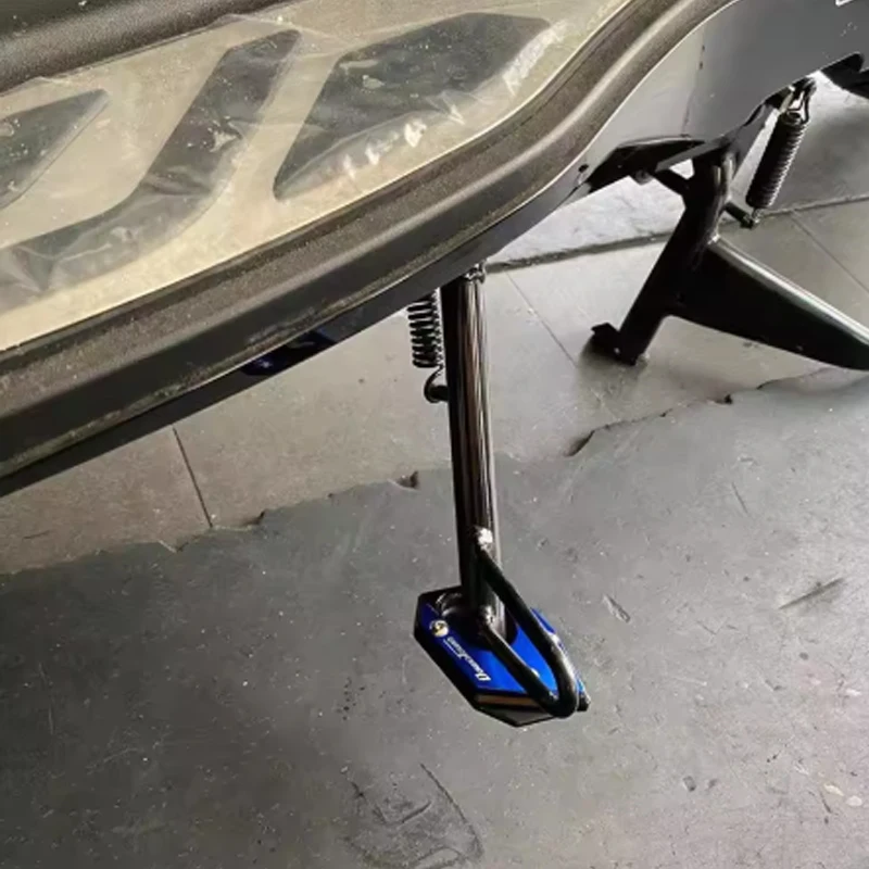 

Motorcycle For KYMCO DOWNTOWN 300 350 200i 300i Aluminum Alloy Kickstand Plate Extension Side Sdand Pad Enlarger Accessories
