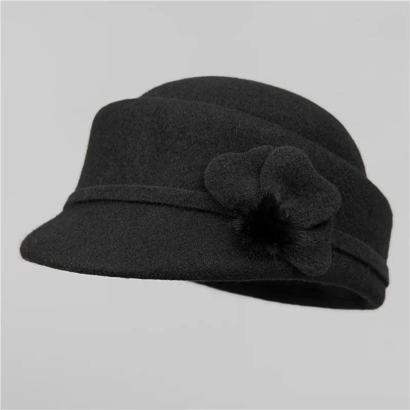 Vintage Wool Beret with Clover Flower, Winter Warm Short Brim Cap for Women, Elegant and Flattering Riding Hat