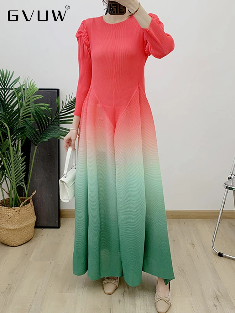 GVUW Pleated Gradient Lantern Dress For Women 2024 Autumn New O-neck Long Sleeves Female Evening Dresses Fashion Elegant 17G2002