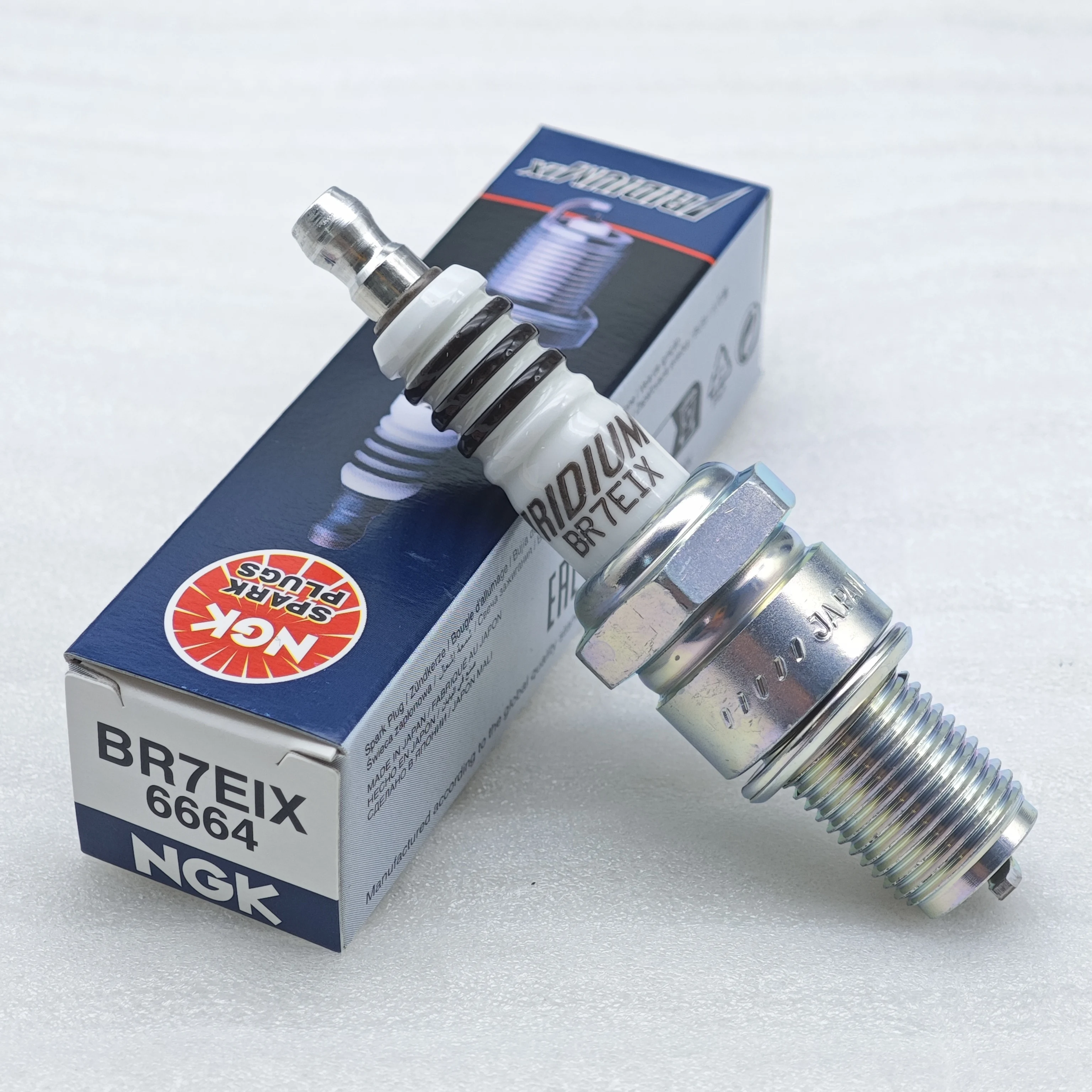 1pcs BR7EIX 6664 NGK Iridium IX Spark Plug Upgrade BR7ES B7ES