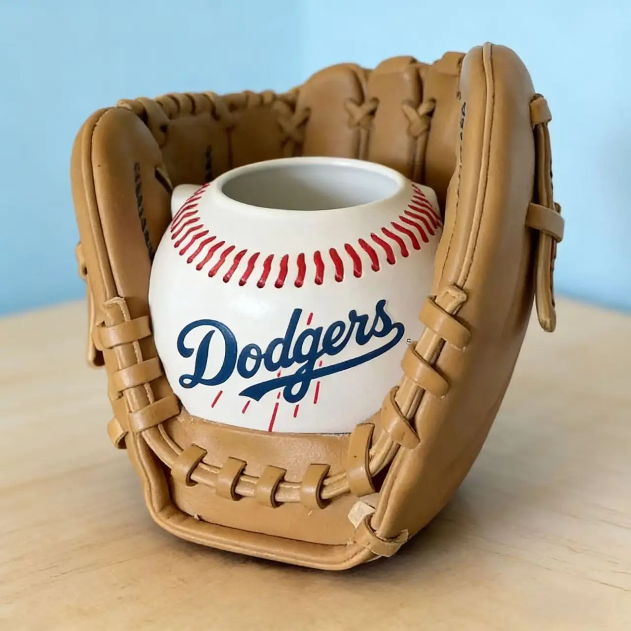 1 Piece Baseball-Shaped Flower Pot, Spherical Flower Pot Decoration for Outdoor Garden, Home Desktop Statue, Home Living Room, Bedroom, Balcony Decoration, Great Gift Item