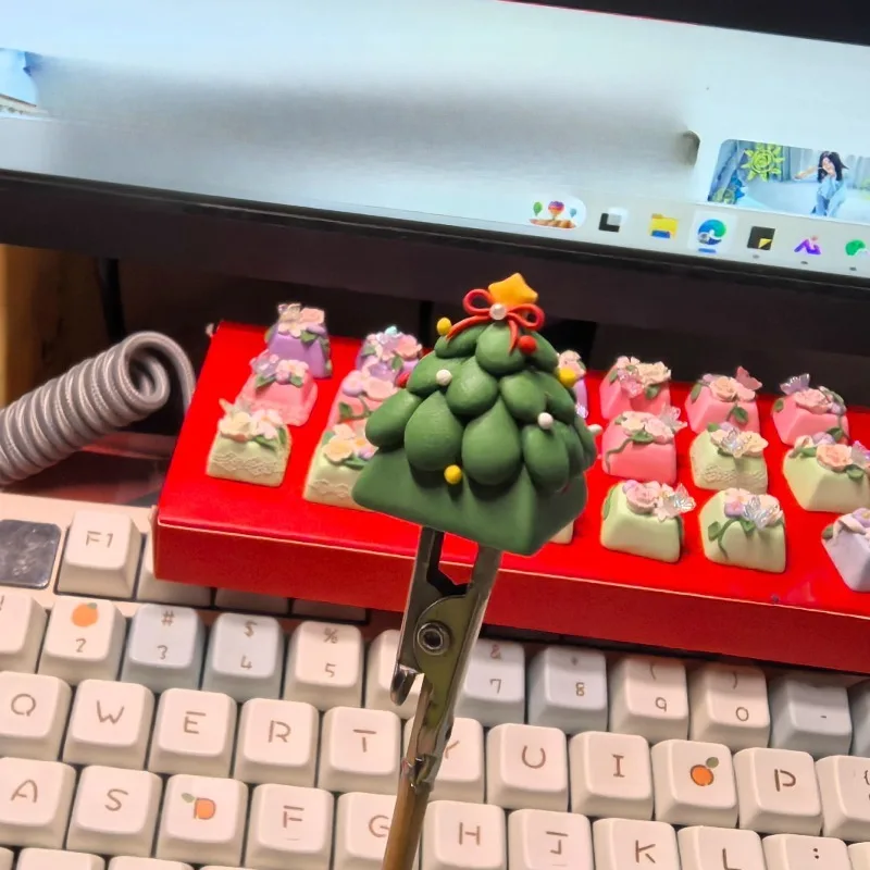Christmas Tree Keycaps Custom Original Design Resin Keycap Clay Handmade Cute Point Key Cap Artisan for Cross Switch Keyboard