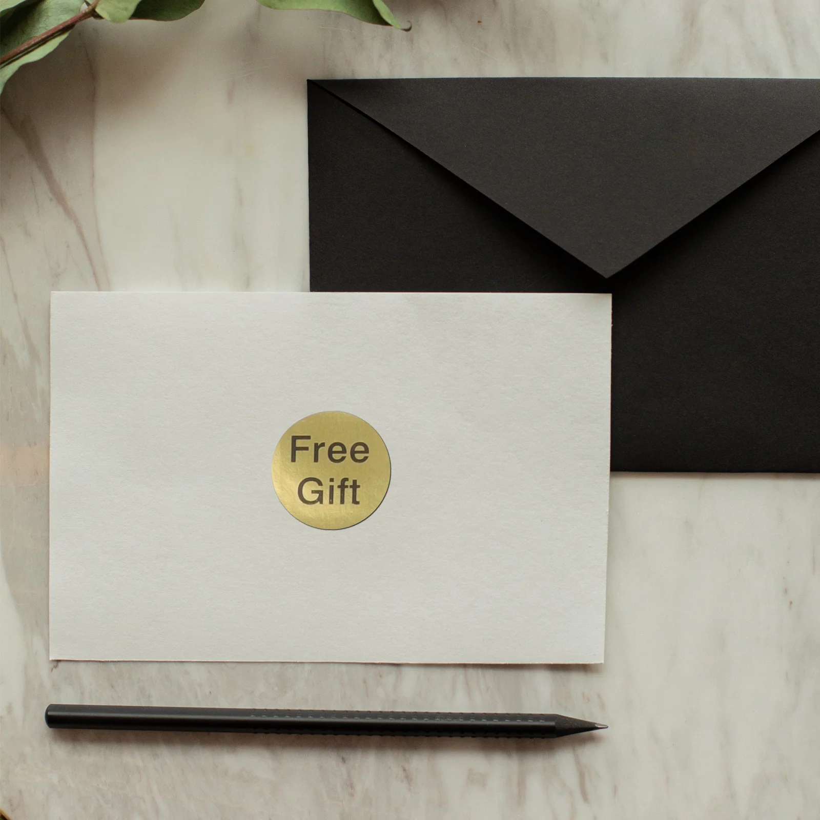 500Pcs Free Gift Stickers Adhesive Customer Appreciation Labels for Business Elegant Gift Packaging Customer Appreciation Labels