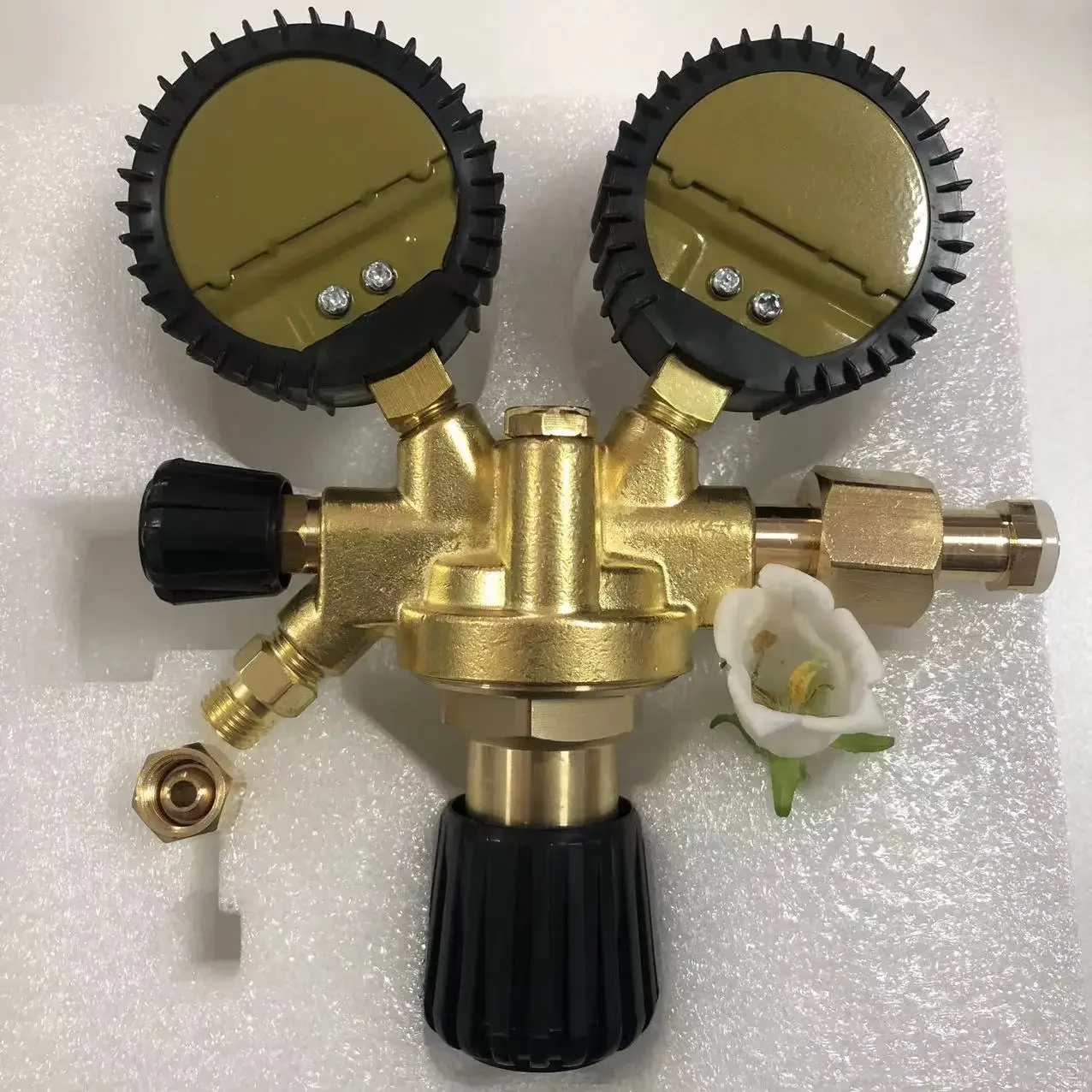 

Pressure Reducer Carbon Dioxide Regulator Welding Weld Gauge Mig Tig Flow Meter with Grommet/Nut Regulator