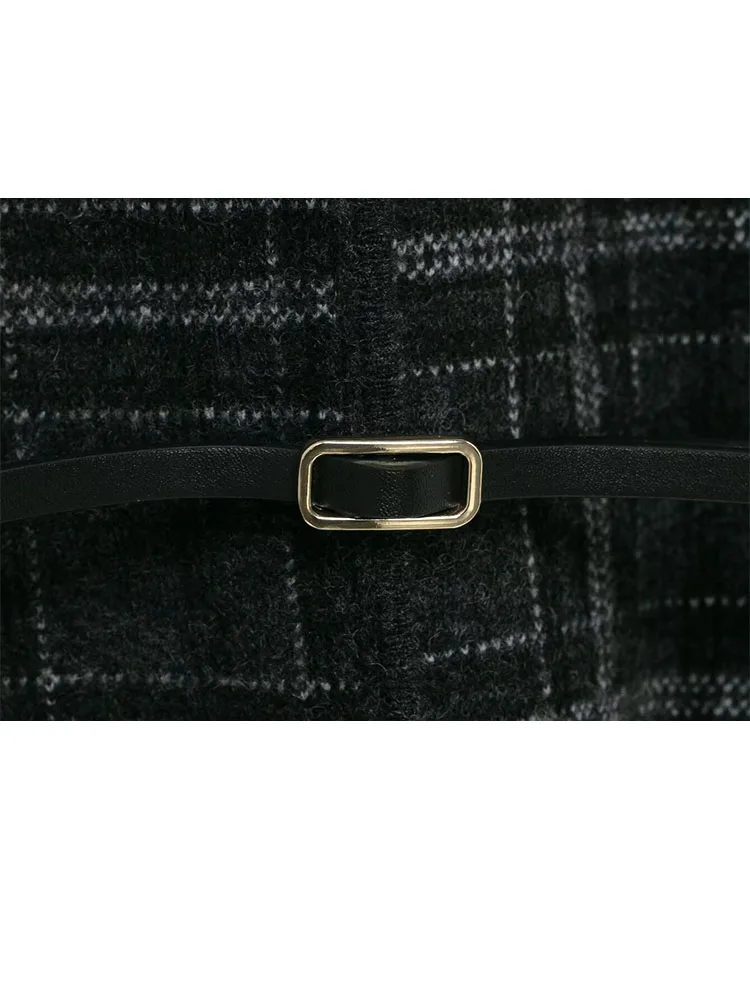 

HH Women's 2025 Fashion Versatile V-neck Plaid Knitted Belted Cardigan Jacket Female High Street Loose Long Sleeve Sweater Top