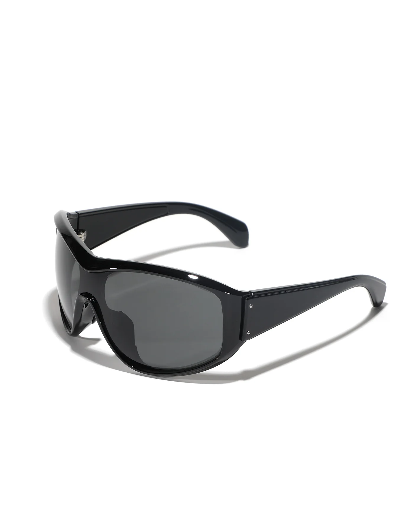 

Y2K Futuristic Silver Sunglasses for Men and Women, Trendy Cool Cycling Sun Glasses, Windproof Outdoor Sports Eyewear for Daily