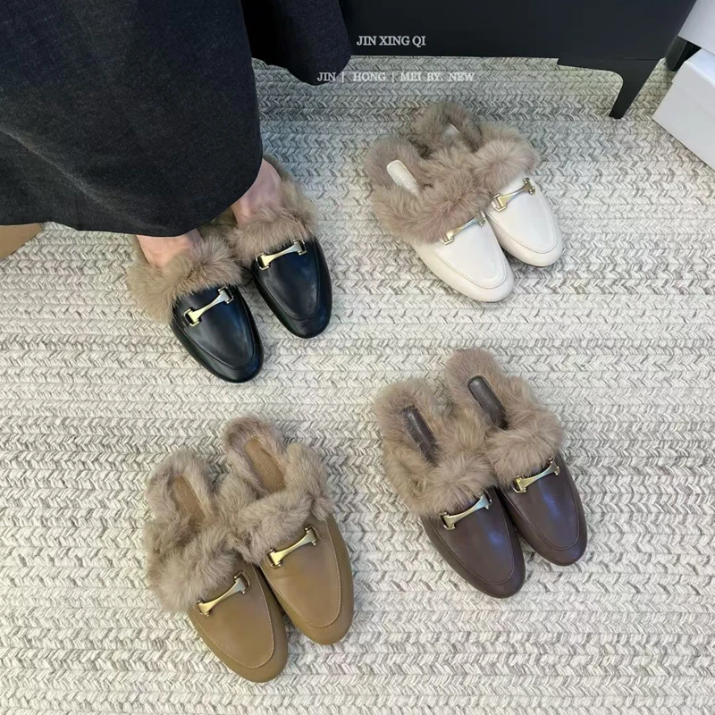 

SUOJIALUN 2025 Winter New Women Fur Slipper Fashion Round Toe Slip On Mules Shoes Soft Flat Heel Outdoor Casual Furry Slides Sho