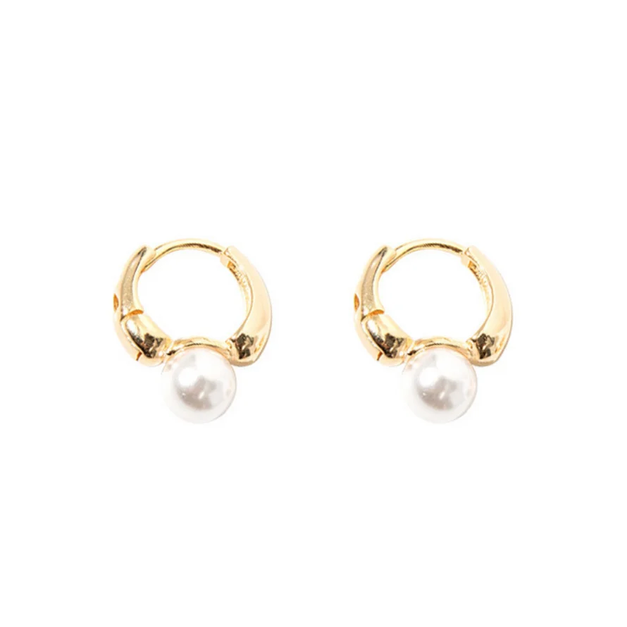 

PAIR OF 10MM WHITE CULTURED PEARL EARRING