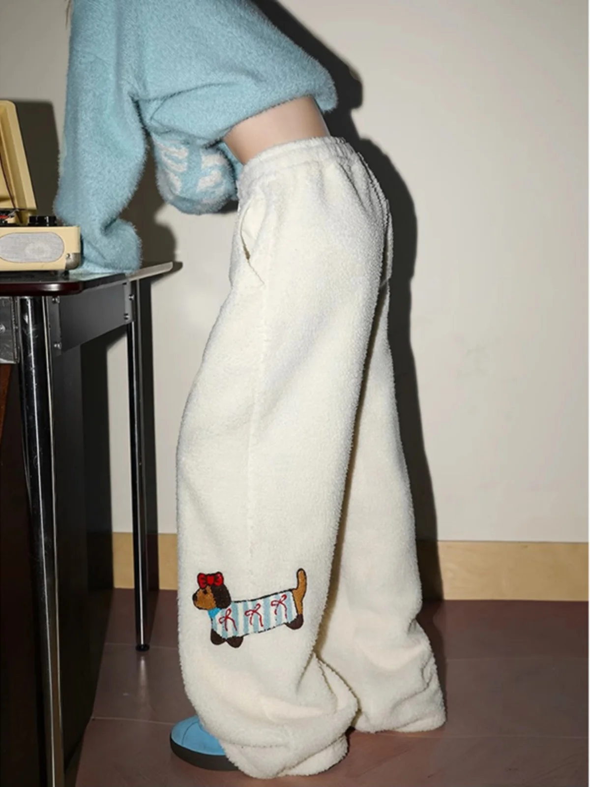 

Утепленные флисовые лыжные брюки для мужчин и женщин, зимние теплые хлопковые штаны, защищающие от холода при температуре ниже 40 градусов, с вышивкой.