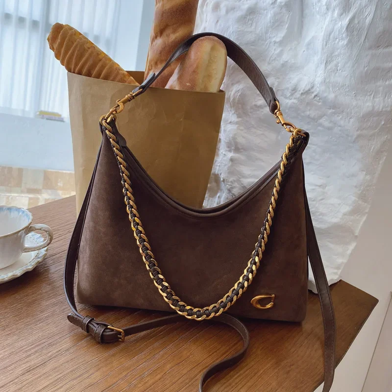 

Winter Popular High-end Matte Bag Women's 2026 New Luxury Fashion Designer Carefully Works Chain Underarm Versatile Shoulder Bag