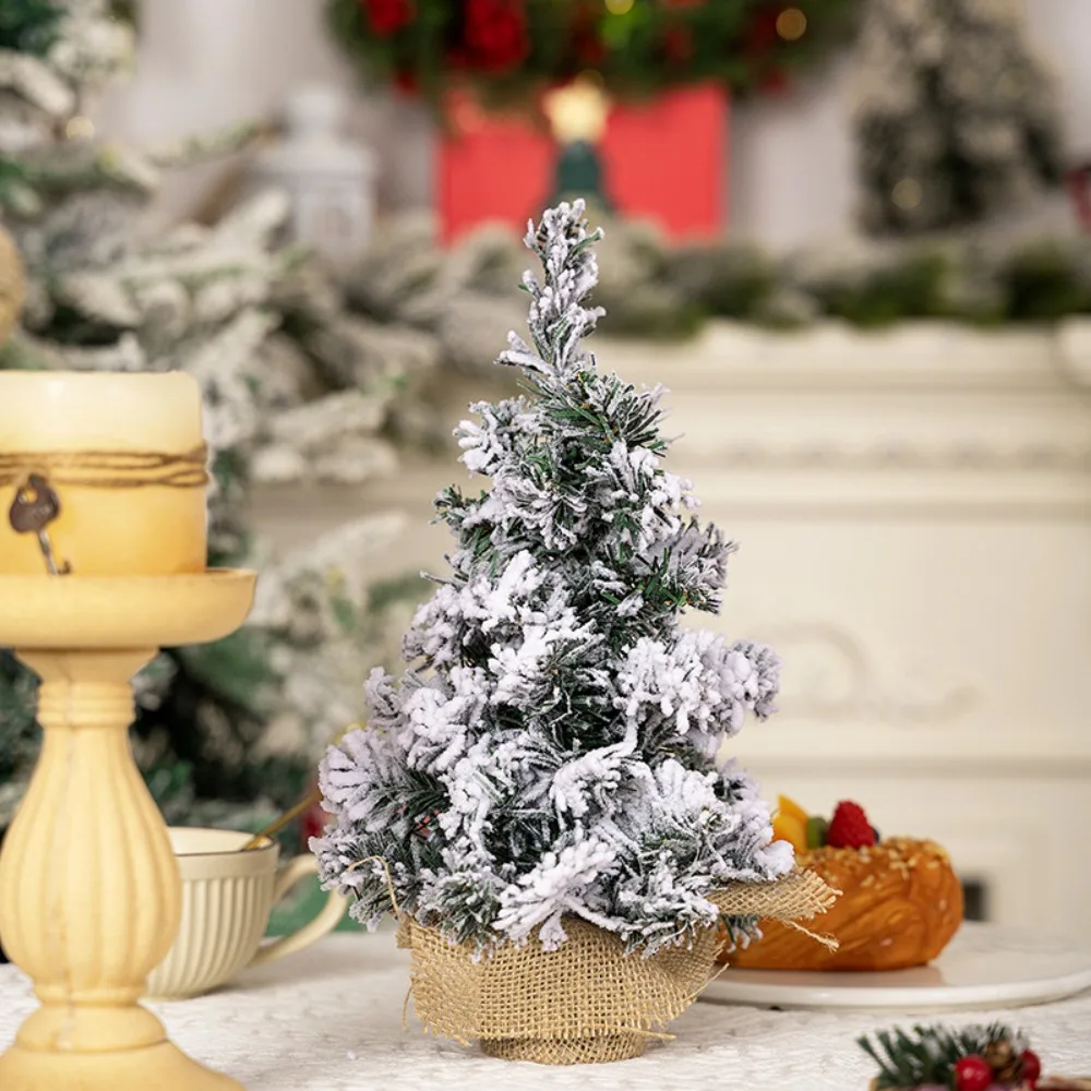 New 20/30cm Flocked Christmas Small Tree Plastic Lifelike Artificial Xmas Pine Tree Party Children Gifts Mini Tree