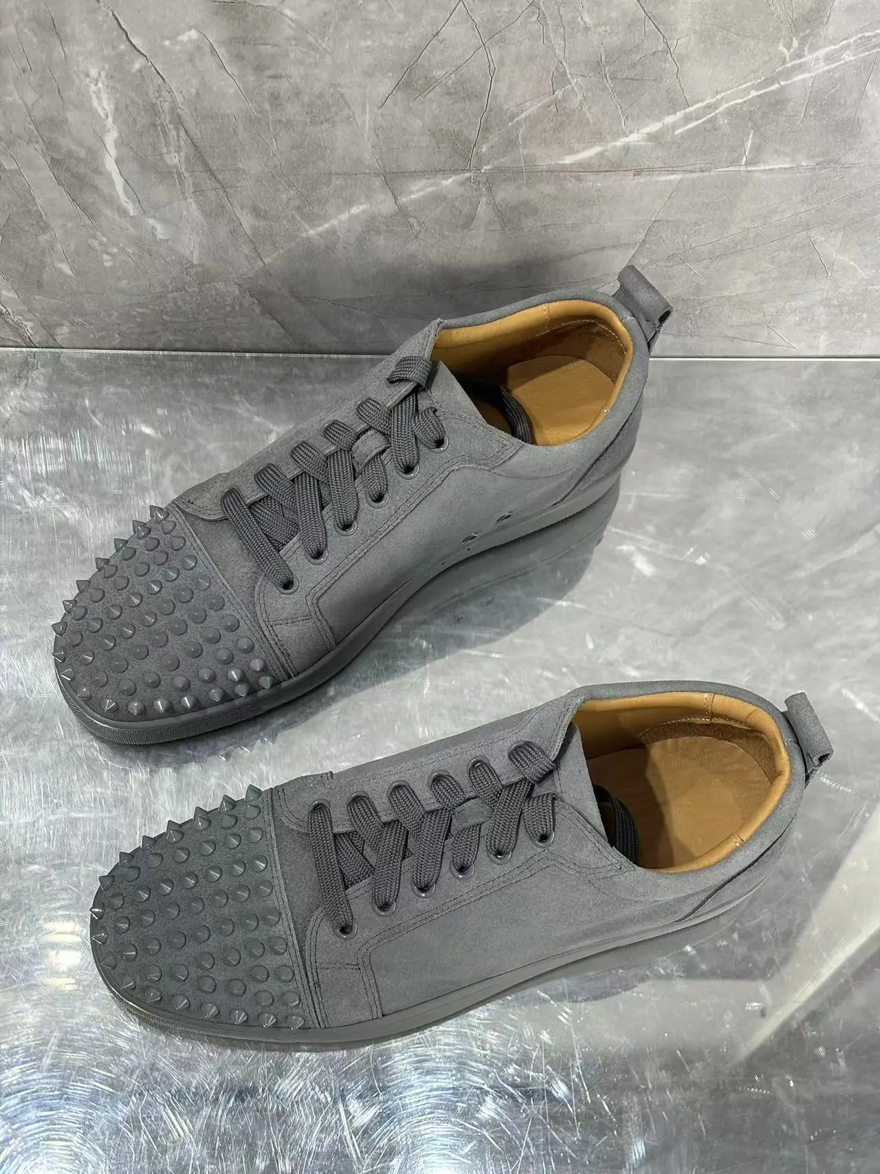 Fanshion Studded Casual Flats For Men Sneaker Round Toe Lace-Up Men Shoes Genuine Leather New Style Comfort Slip-on Spring Shoes