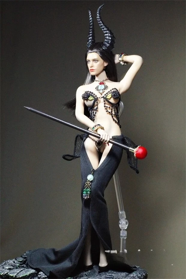 

Handmade 1/6 Scale Sexy Rose Corset Dress Female Action Clothing Model Accessoryfor 12'' PH Toy Figures Body Doll Display