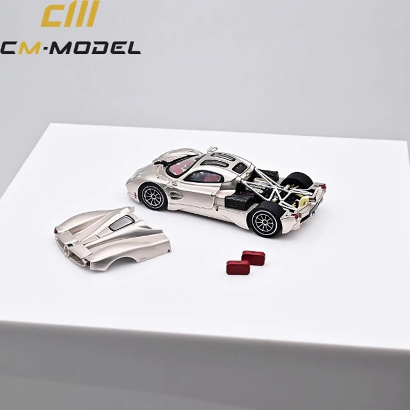 

Модель CM, масштаб 1/64, имитация сплава Pagani's Utopia, модель автомобиля, статическая коллекция, украшенные праздничные подарки, игрушки, сувенирный подарок