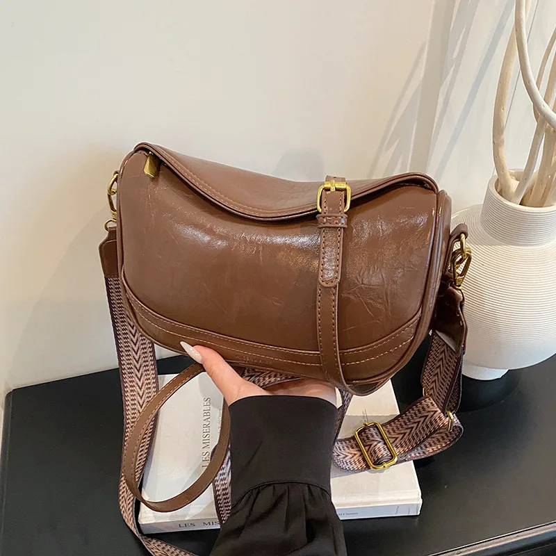 

2025 New Monogram Underarm Tote Bag for Women Vintage Bucket Purse with Top Handle, Large Capacity Crossbody Bag for Daily Use