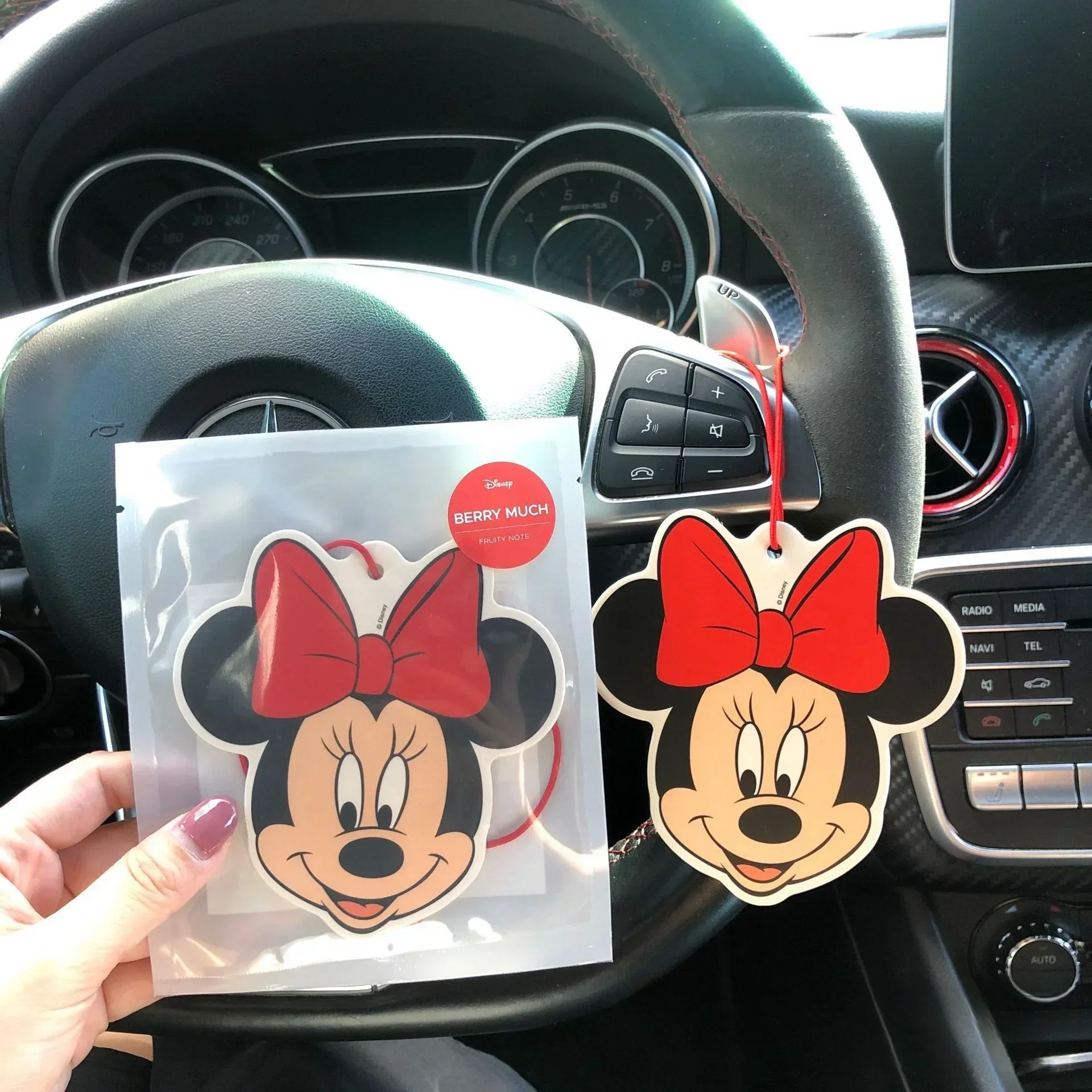 1 Satz Disney Stich Auto Parfüm Mickey Mouse Duft Dekor Minnie Interieur hängen Anhänger Geruch Dekorationen Zubehör Geschenke