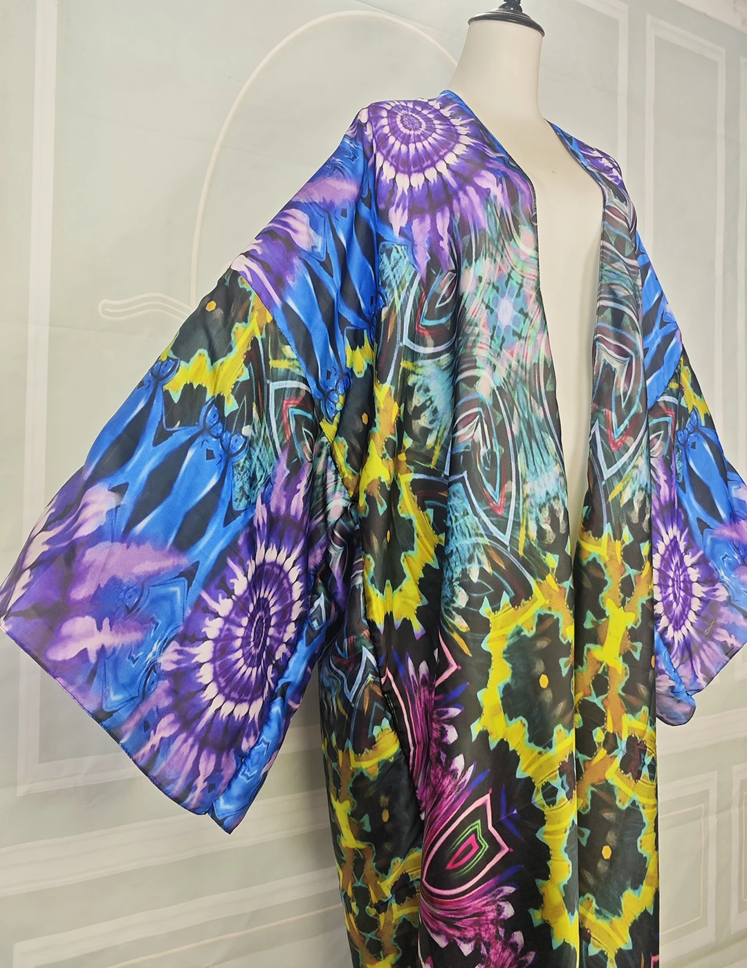 Women's Beach Bikini Cover Up Plus Size New Floral  Pattern Long Sleeve Kimonos Cardigans African Female Swimwear Silky Robe