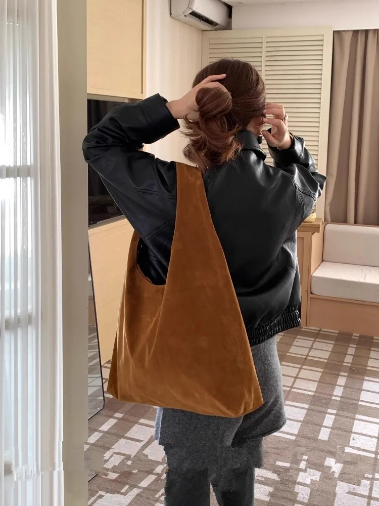 

Women's Suede Leather Single Shoulder Bag Large Capacity Commuter Bag Winter Korean Style Retro Design Casual Simple Style
