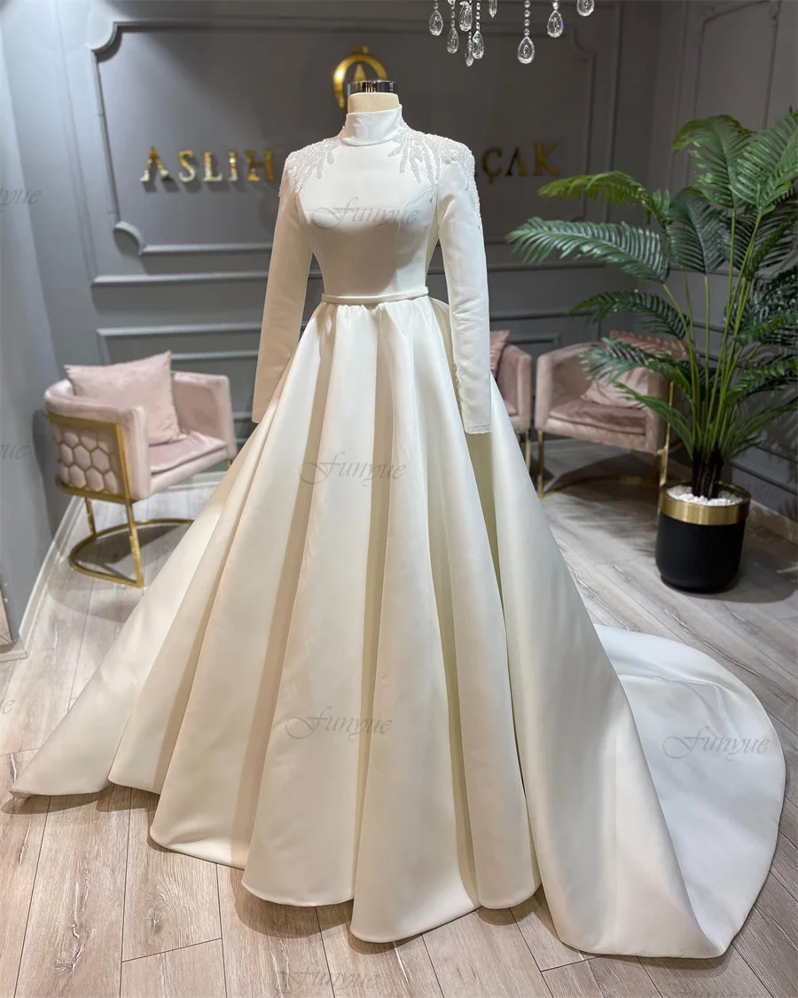 Funyue Elegant Muslim Wedding Gown A-Line Satin Beaded Arabic Luxury Dubai Bridal Dress Long Sleeves Vestido De Novia 2023