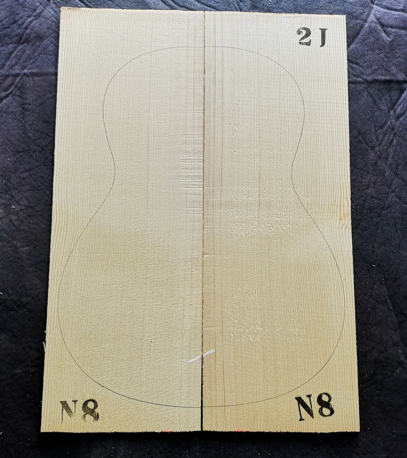 2#Grade Picea Abies Alps Spruce Solid wood  Guitar Top 39 Inch DIY Wood Guitar Panel Handmade Guitars Making Material 4*210*540