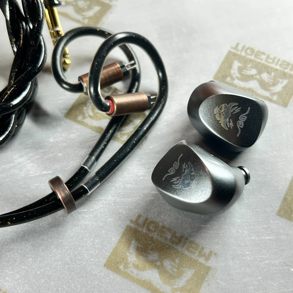 

TIGERISM Sun Wukong 14mm Single Dynamic Driver HiFi Wired In-Ear Monitor Headphones Earbuds Ceramic Coated Diaphragm Earphones