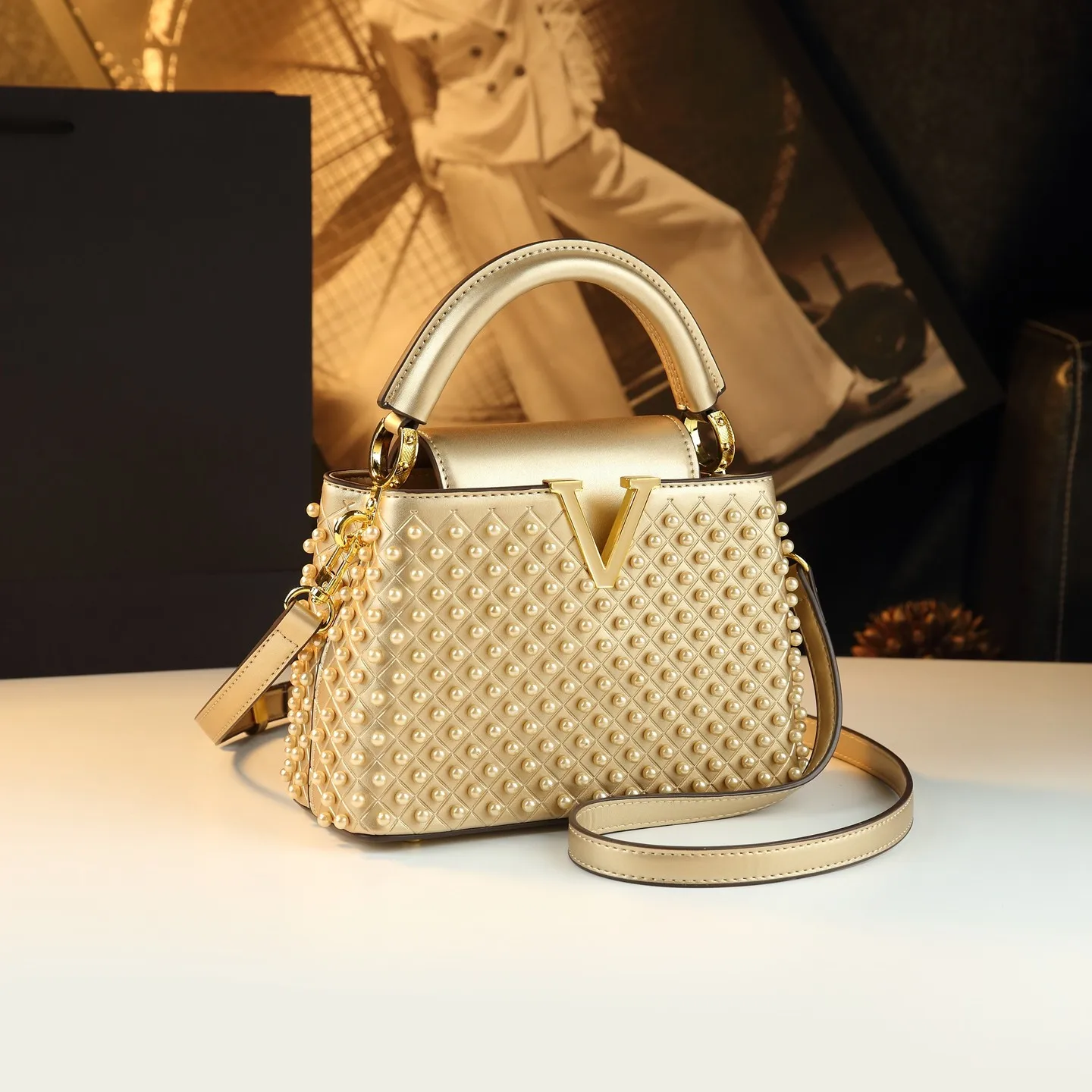 

Luxury Designer Brand New High Quality Handbag Women's Cowhide Fashion Trend Shoulder Crossbody Bag Сумка Женская Hot Sale