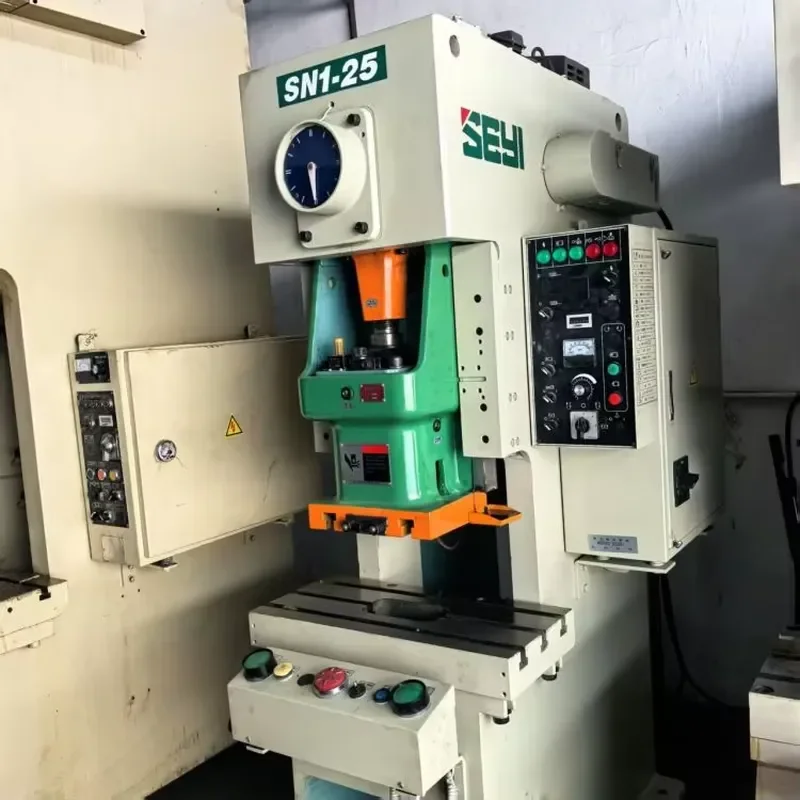 Seyi Sn1-25 25T Press Machine or Punching Press Machine Small Pneumatic Punching Machine for Metal
