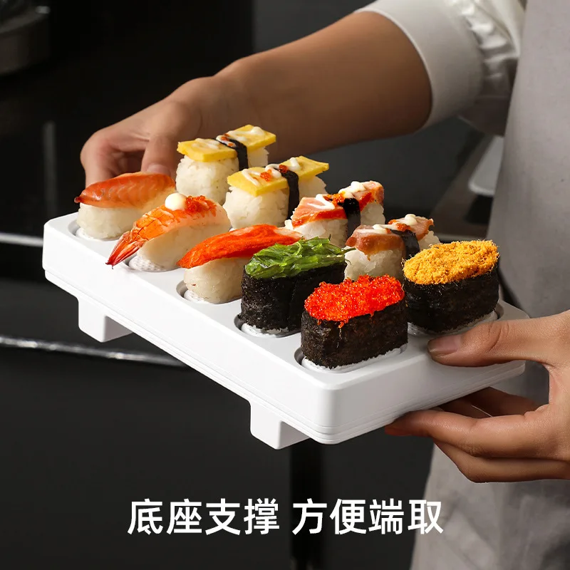 

Suitable for Japanese-style commercial stalls make warship sushi molds, rice ball molds, hand-held sushi tools, small bento one